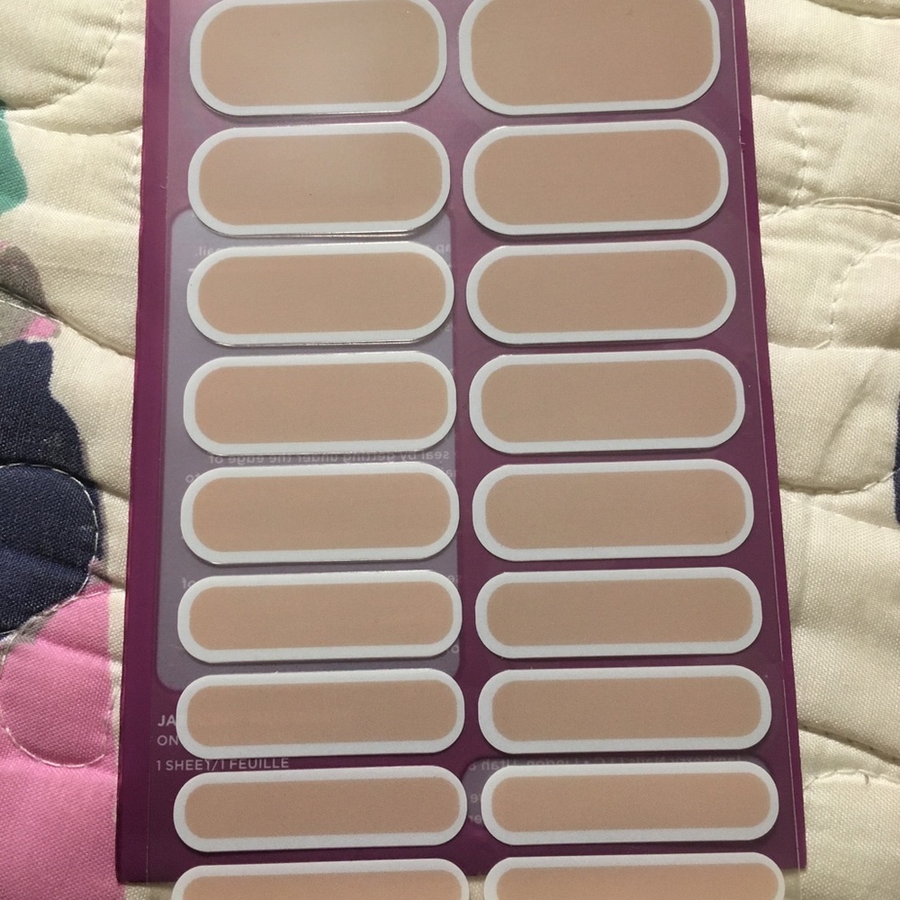 Jamberry nail wrap in uptown